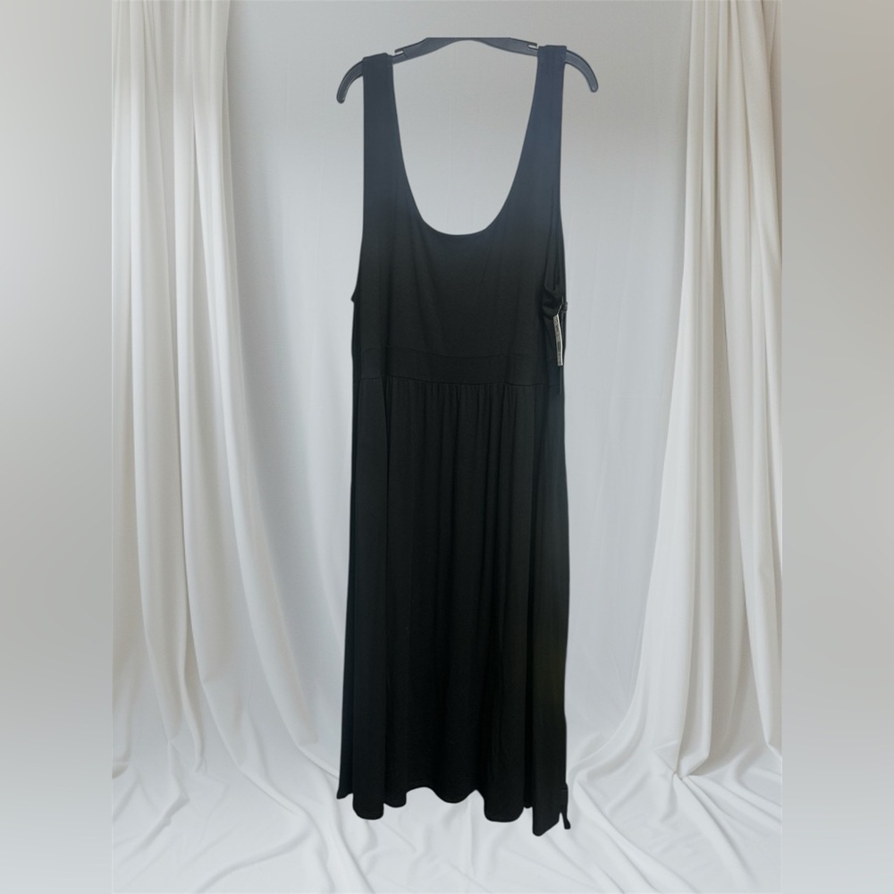 Black Tape_ Elegant Black Sleeveless Maxi Dress